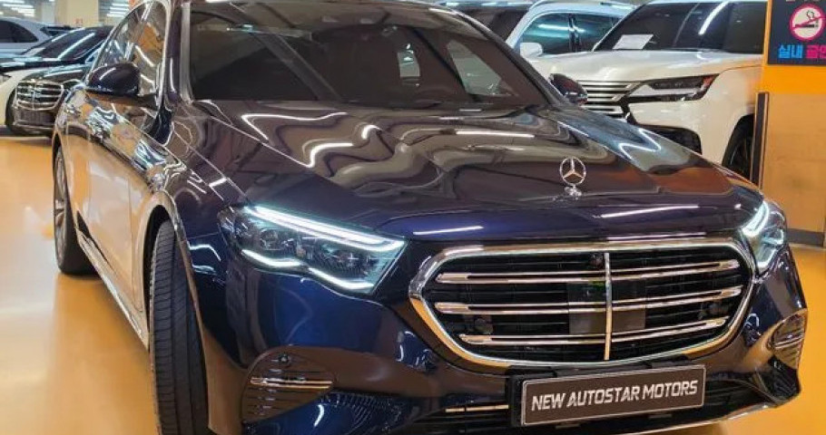 Mercedes-Benz E-Class 