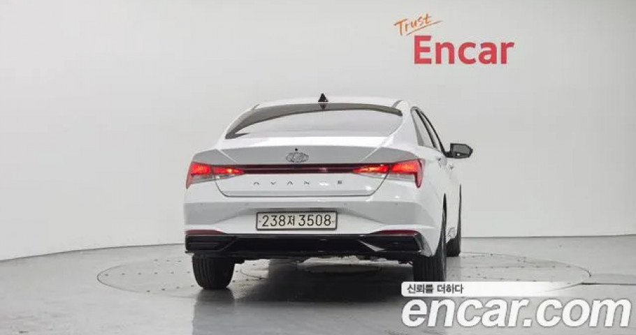 Hyundai Avante (Elantra) 