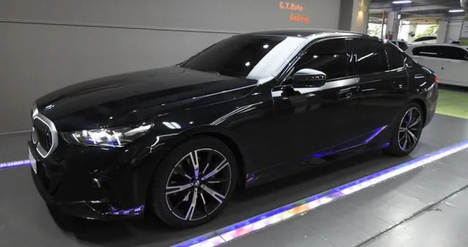 Bmw 5-Series 