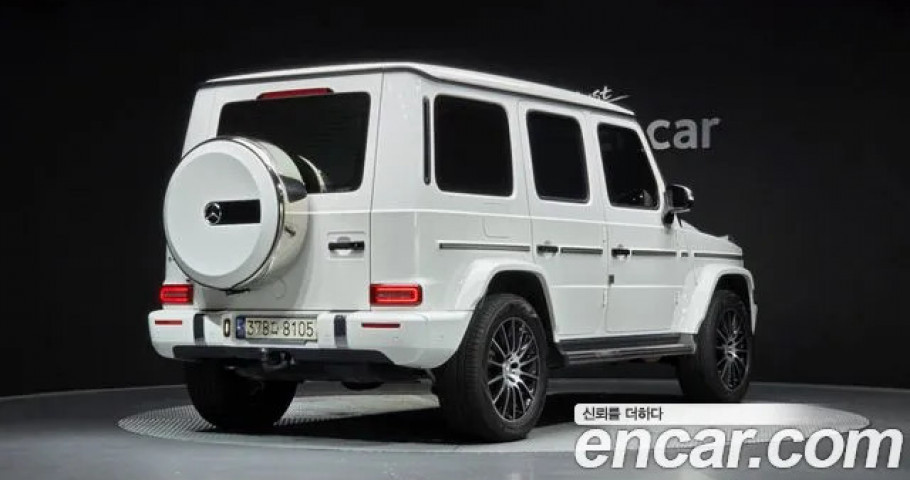 Mercedes-Benz G-Class 