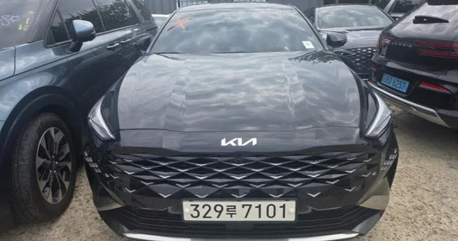 Kia K8 