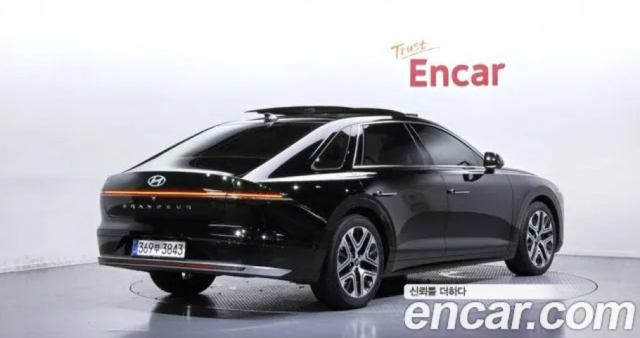Hyundai Grandeur 