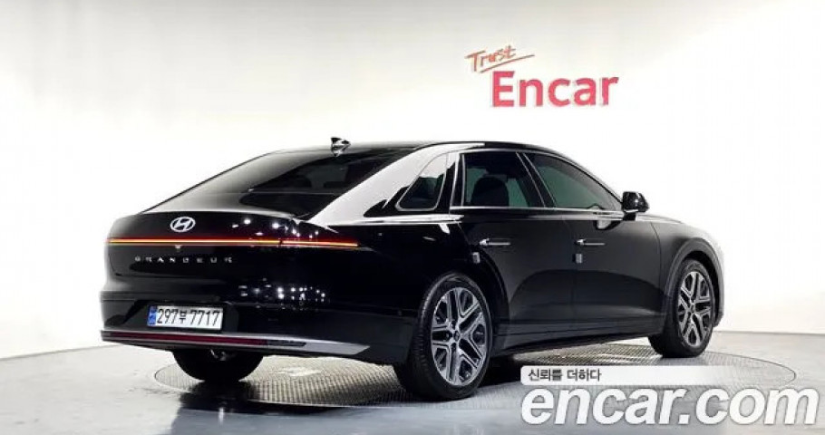 Hyundai Grandeur 