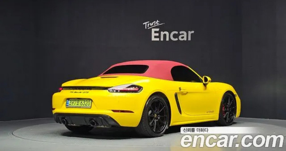 Porsche 718 