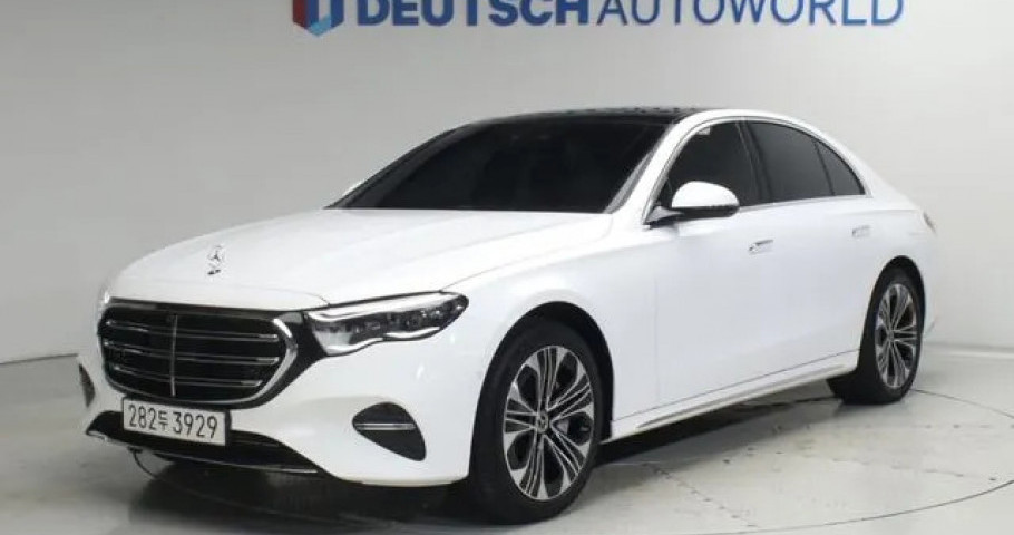 Mercedes-Benz E-Class 