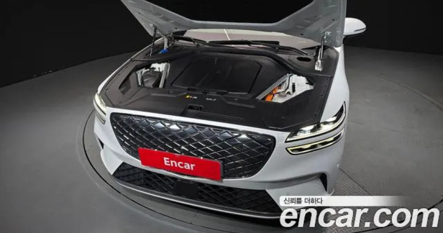 Genesis Gv70 