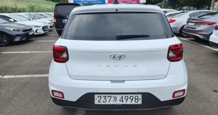 Hyundai Venue 