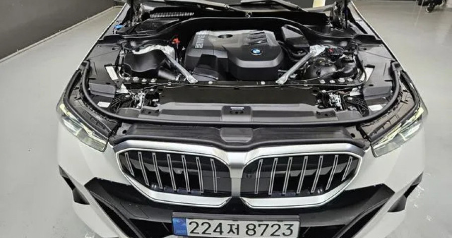 Bmw 5-Series 