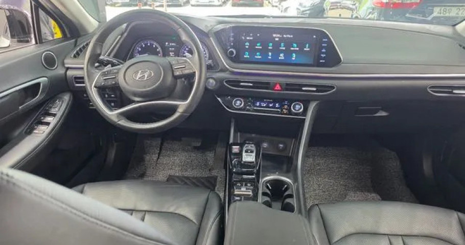 Hyundai Sonata 