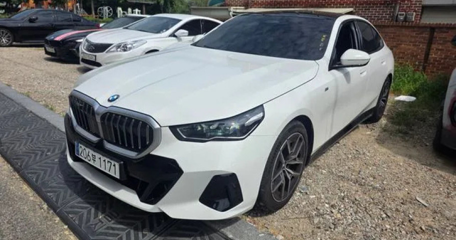 Bmw 5-Series 