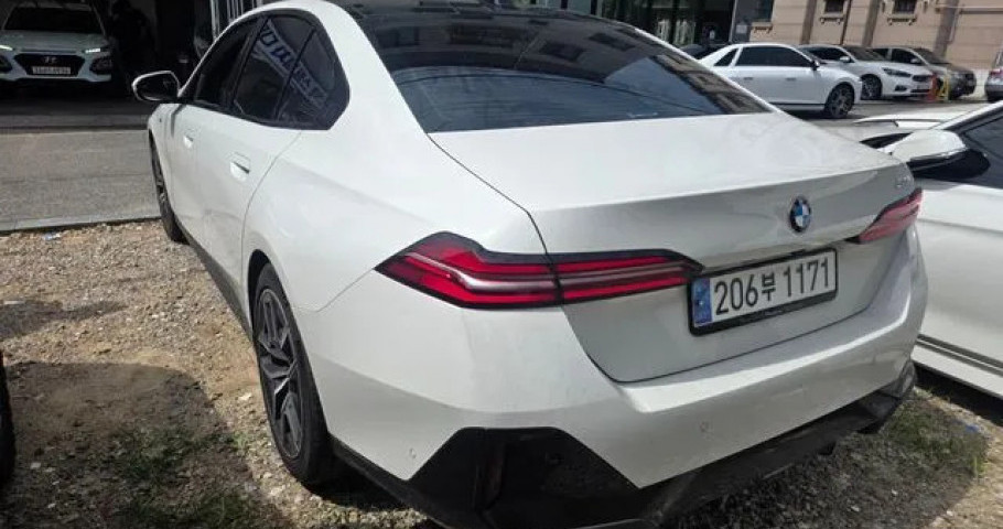 Bmw 5-Series 