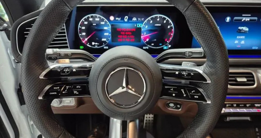 Mercedes-Benz Gls-Class 