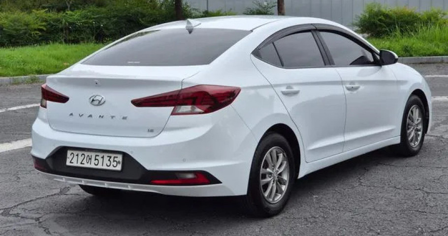 Hyundai Avante (Elantra) 