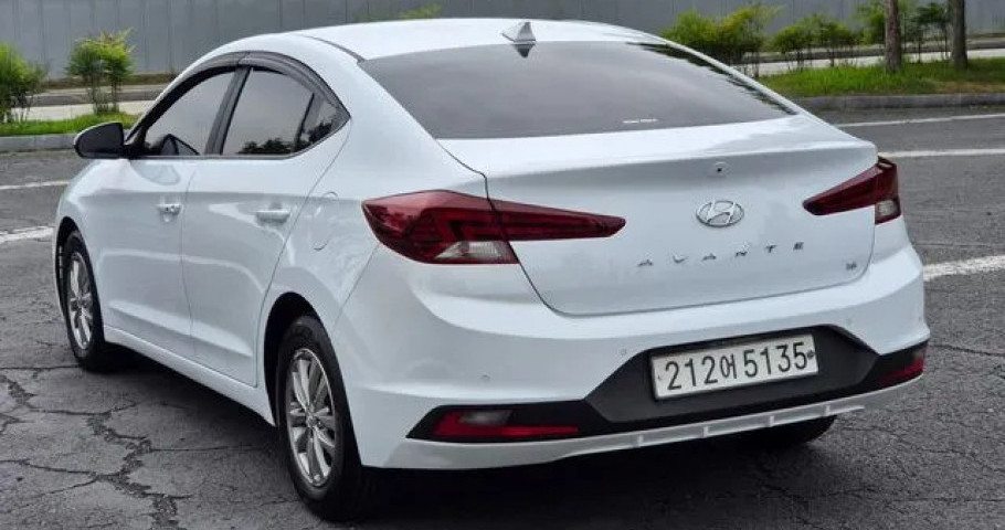 Hyundai Avante (Elantra) 