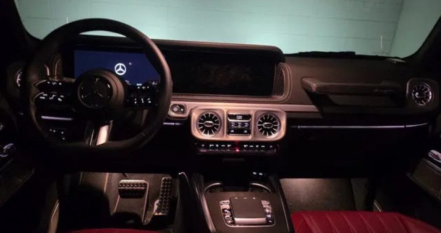 Mercedes-Benz G-Class 