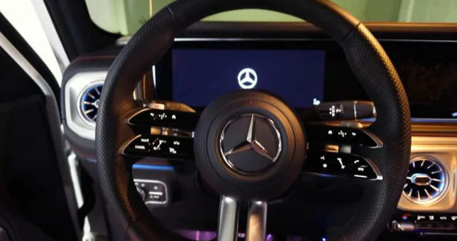 Mercedes-Benz G-Class 