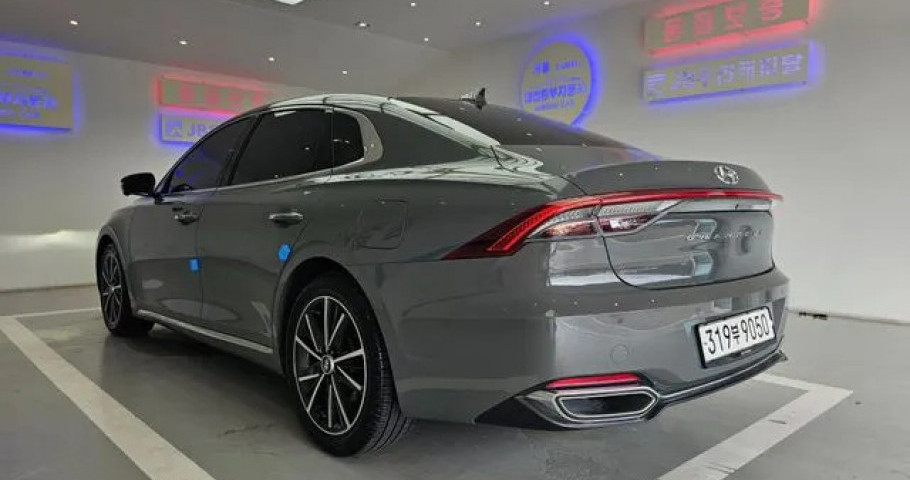 Hyundai Grandeur 