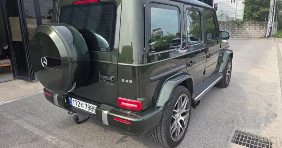 Mercedes-Benz G-Class 