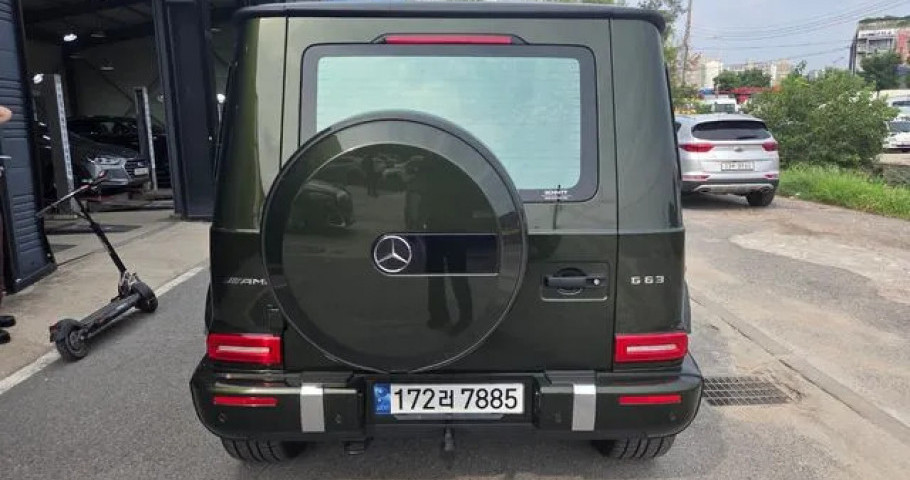 Mercedes-Benz G-Class 