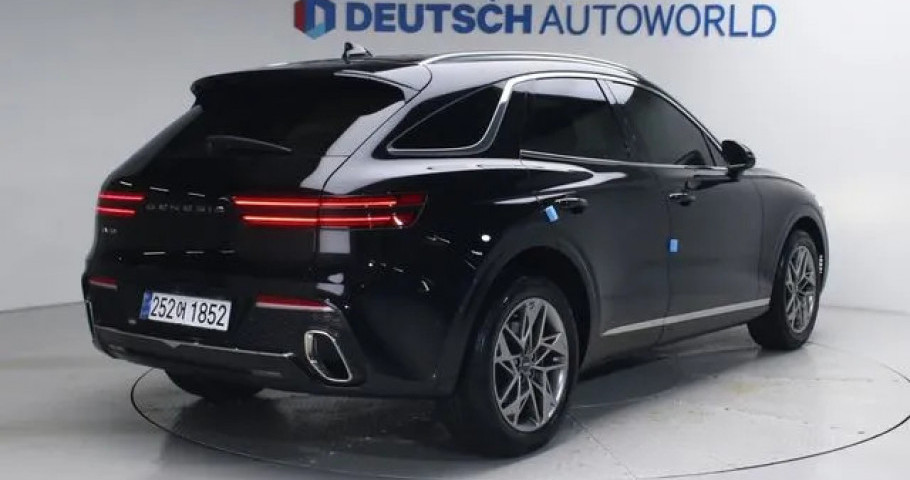 Genesis Gv70 