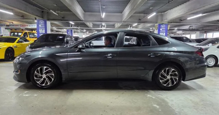 Hyundai Sonata 
