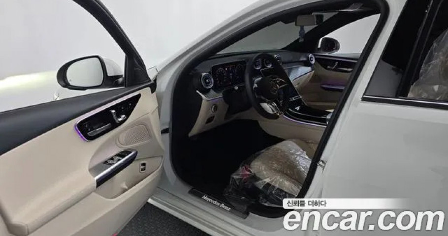 Mercedes-Benz C-Class 