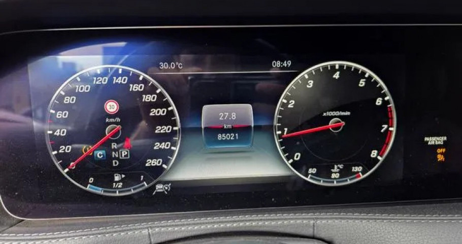 Mercedes-Benz S-Class 