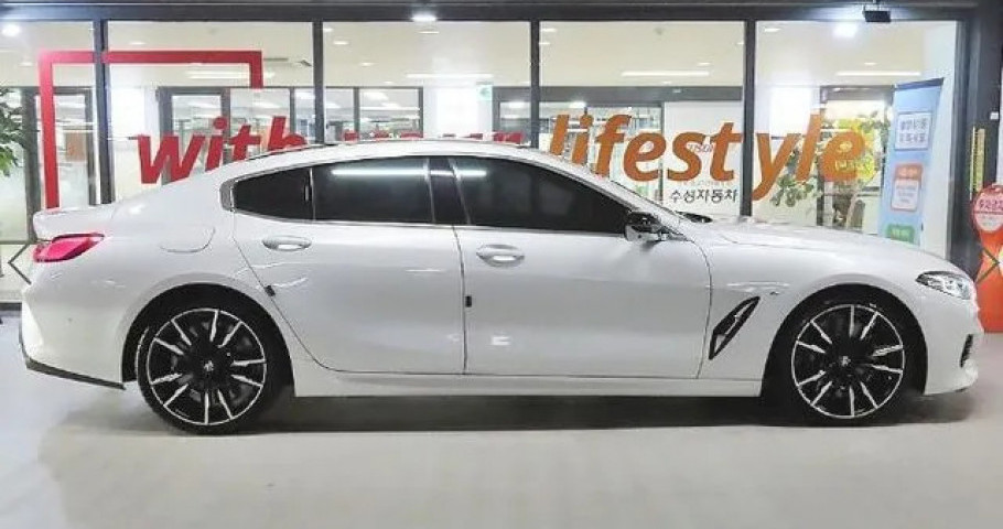 Bmw 8-Series 