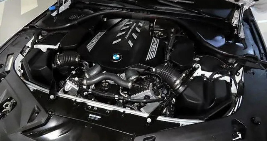 Bmw 8-Series 