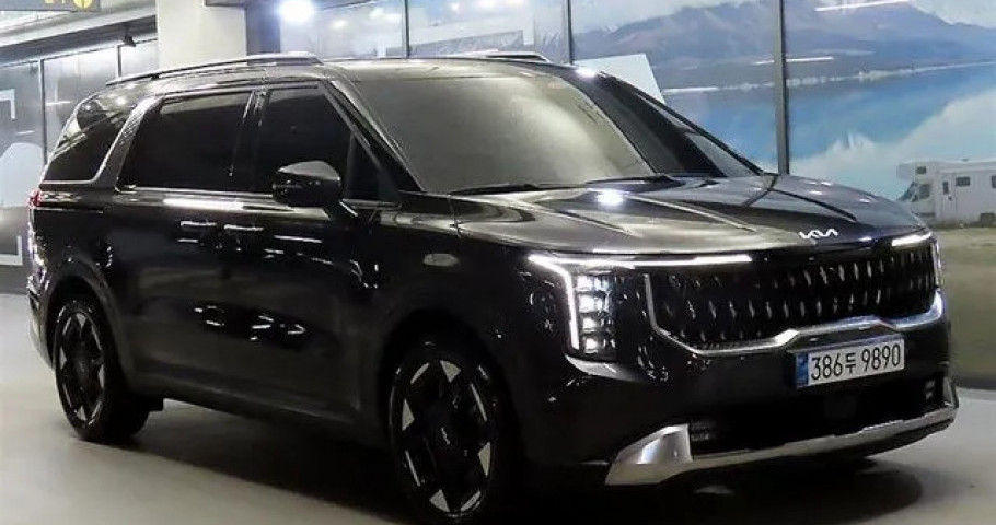 Kia Carnival 