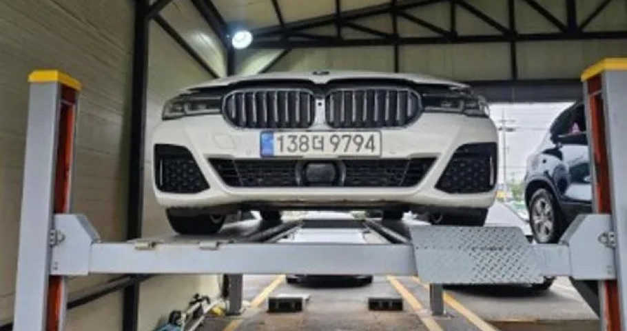 Bmw 5-Series 