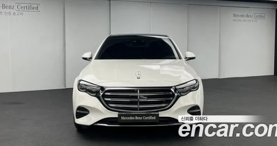 Mercedes-Benz E-Class 