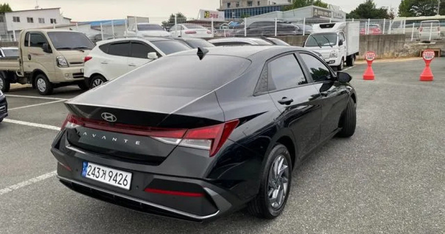 Hyundai Avante (Elantra) 