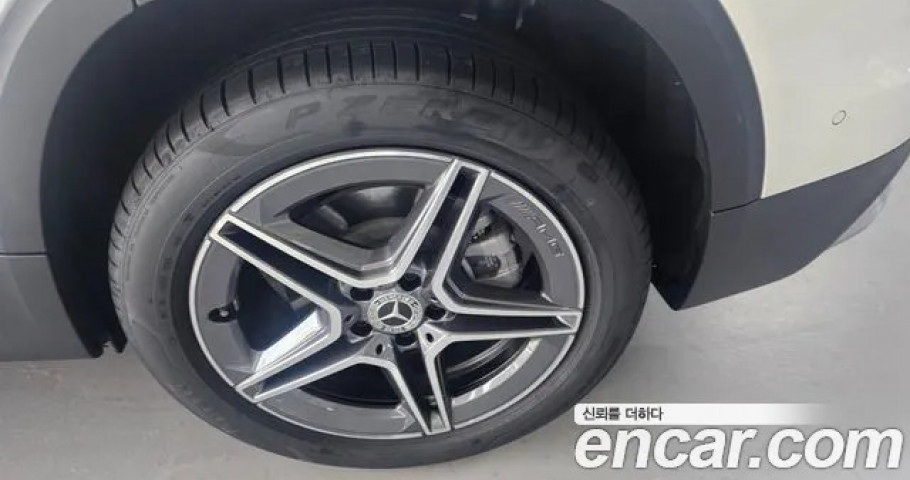 Mercedes-Benz Glb-Class 
