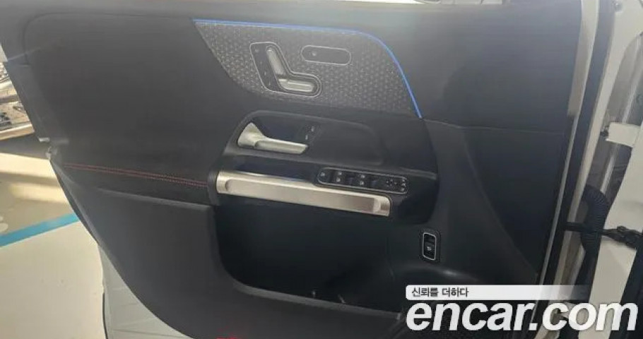 Mercedes-Benz Glb-Class 