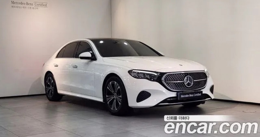 Mercedes-Benz E-Class 