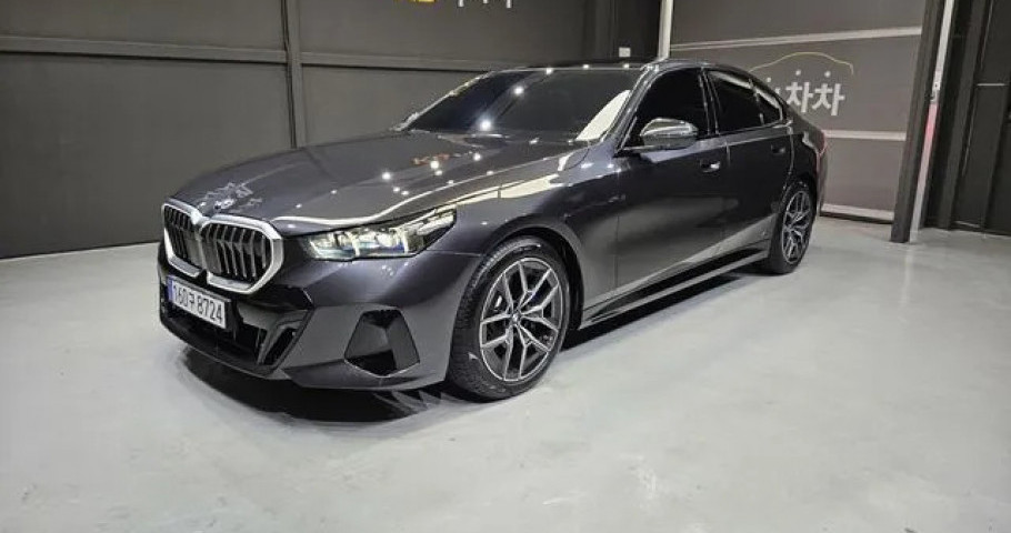Bmw 5-Series 