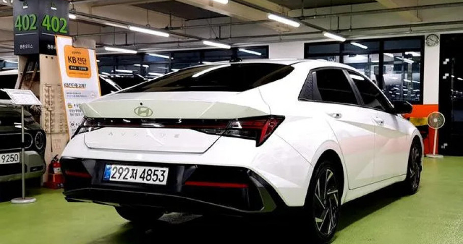 Hyundai Avante (Elantra) 