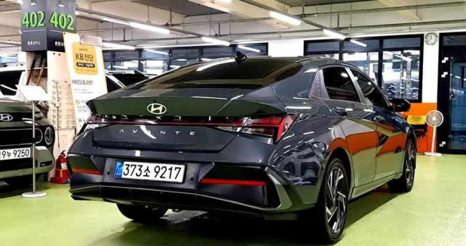 Hyundai Avante (Elantra) 