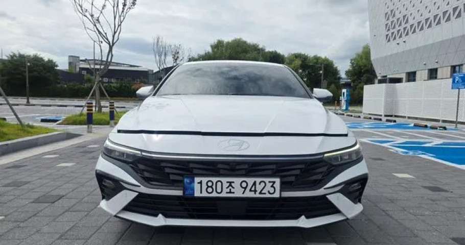 Hyundai Avante (Elantra) 