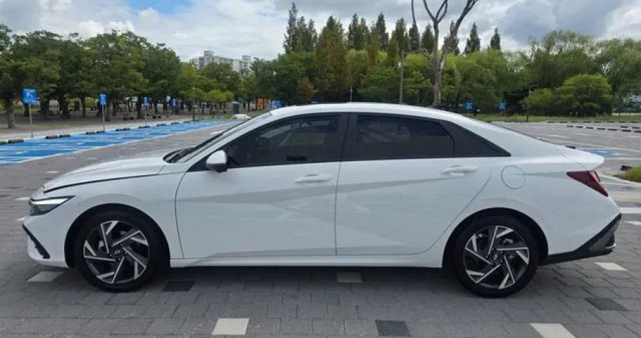 Hyundai Avante (Elantra) 