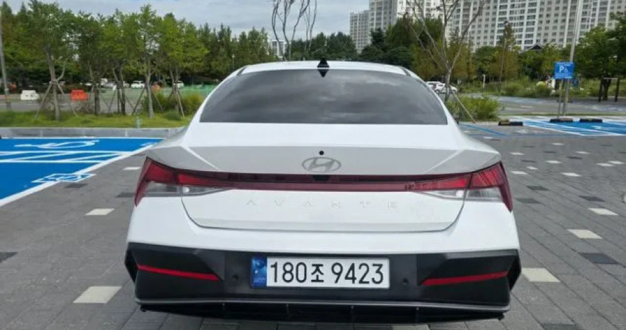 Hyundai Avante (Elantra) 