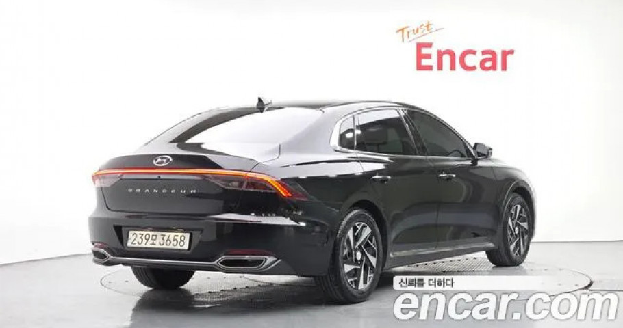 Hyundai Grandeur 