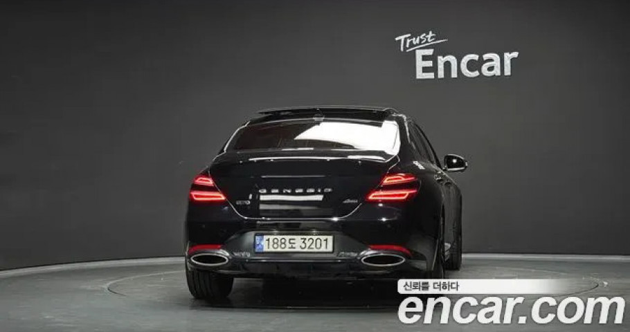 Genesis G70 