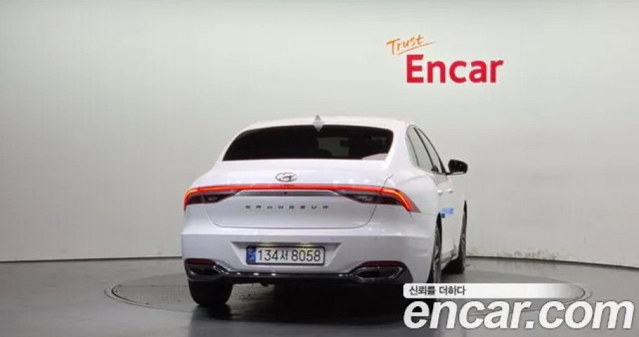 Hyundai Grandeur 
