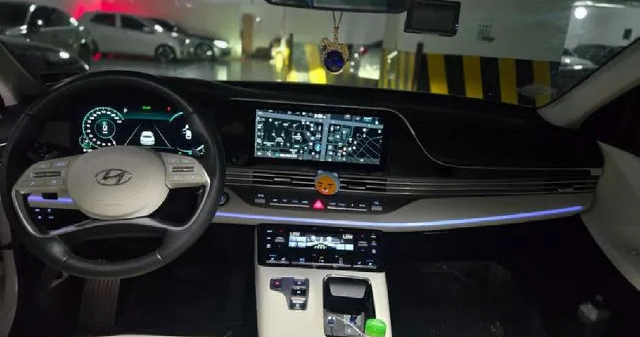 Hyundai Grandeur 