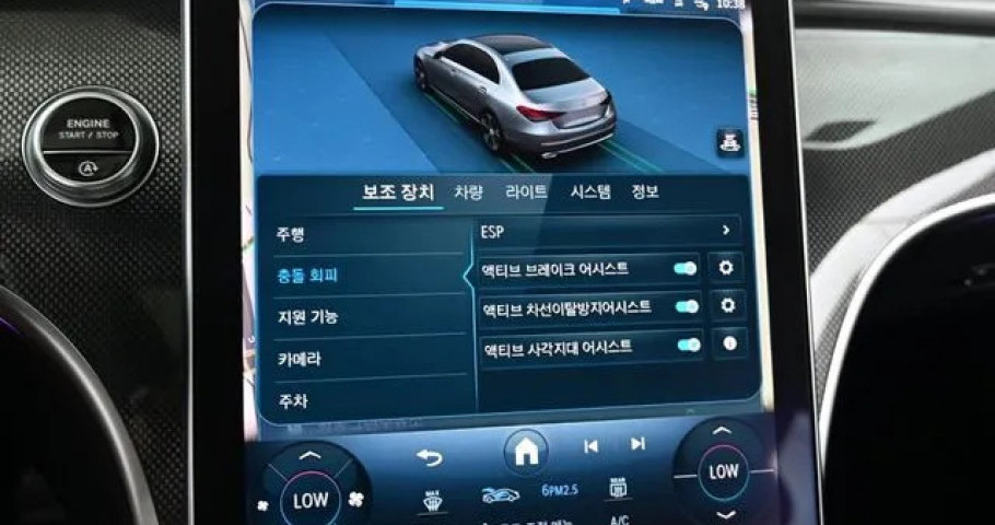 Mercedes-Benz C-Class 