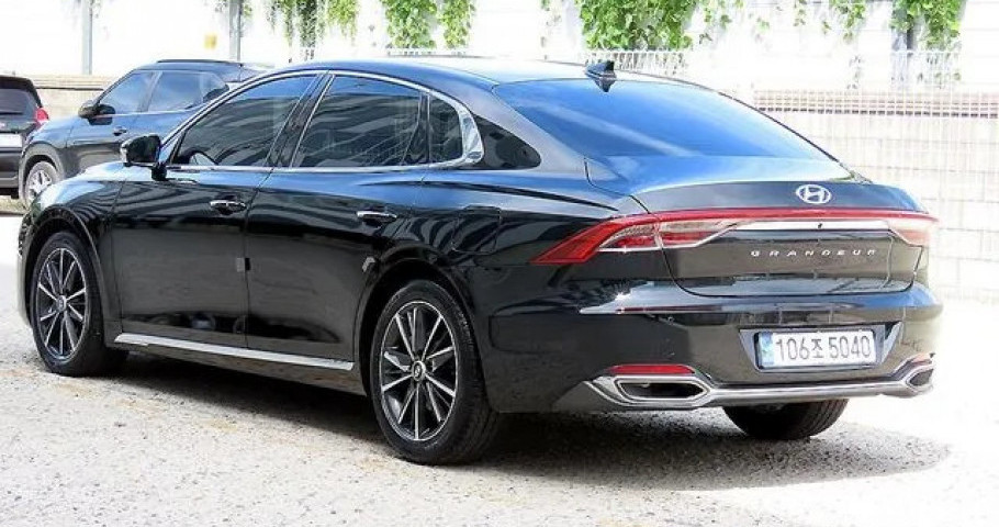 Hyundai Grandeur 