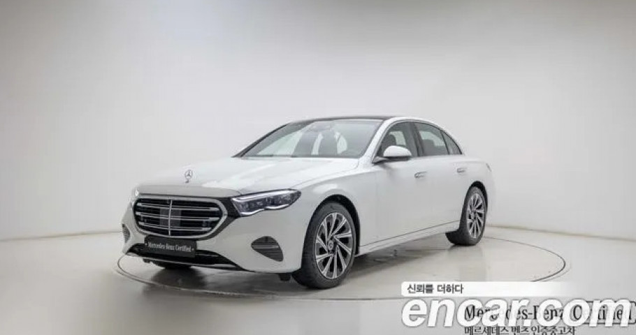 Mercedes-Benz E-Class 