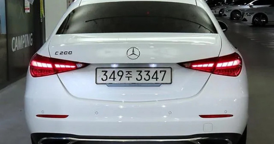 Mercedes-Benz C-Class 